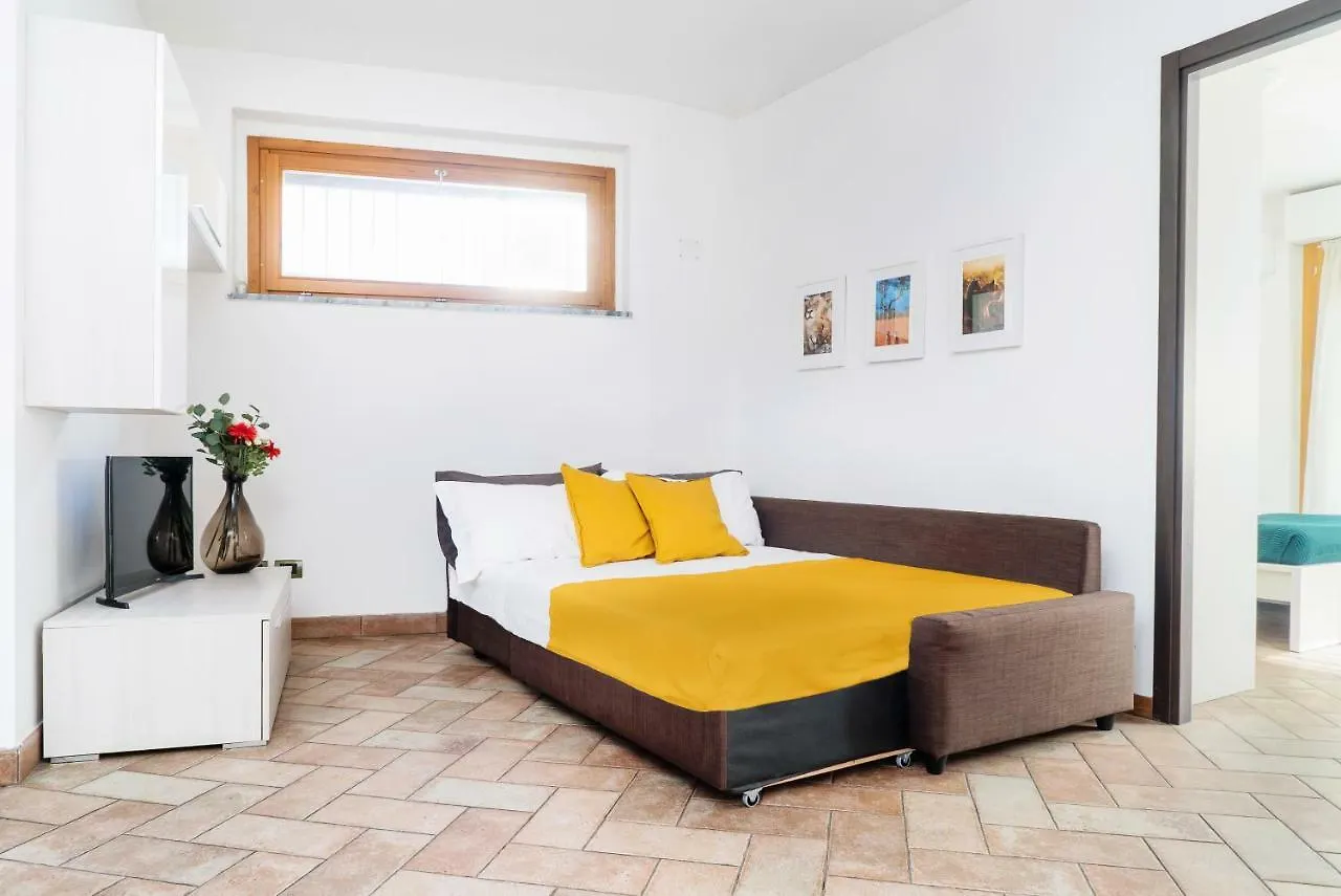 Apartment Four Bedroom Villa Near Metro Milan Italy